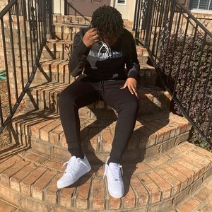 Meet your Posher, Chloe